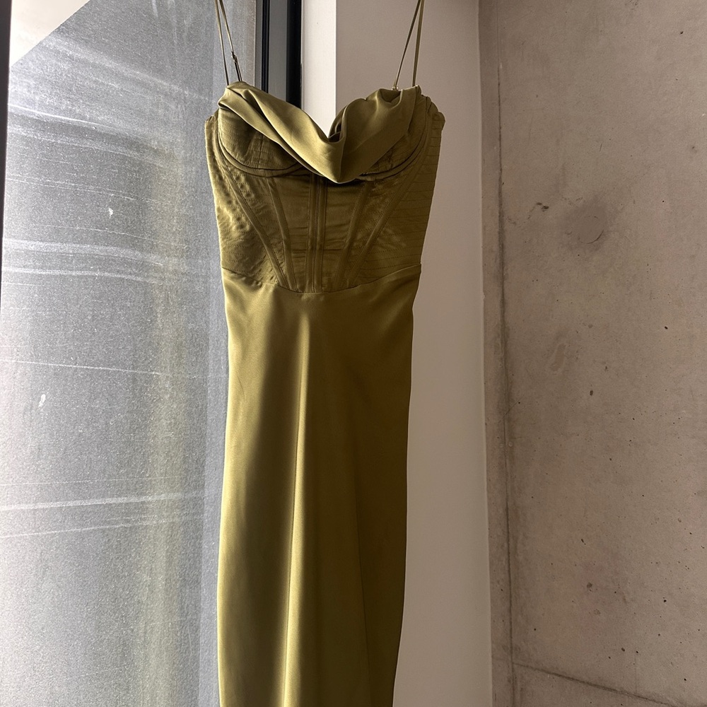 House of CB Olive Green Dress almost new XS - Picture 1 of 4
